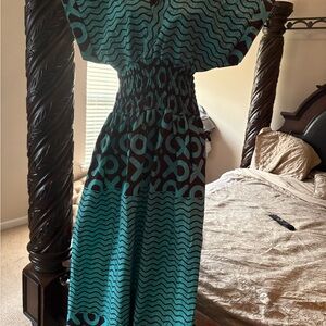 Elegant Teal and Black Patterned Dress